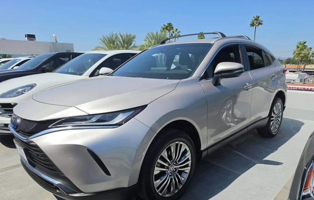 2022 TOYOTA VENZA XLE