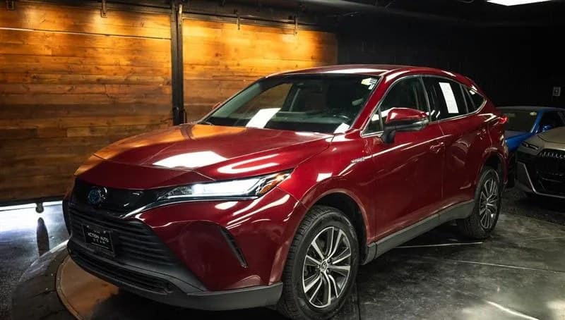 2021 TOYOTA VENZA LE 3