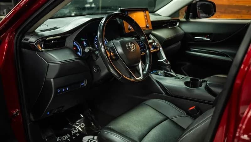 2021 TOYOTA VENZA LE 6