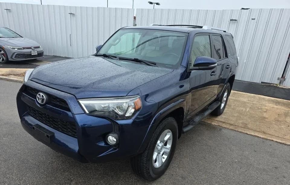 2018 TOYOTA 4RUNNER SR5 Premium 2