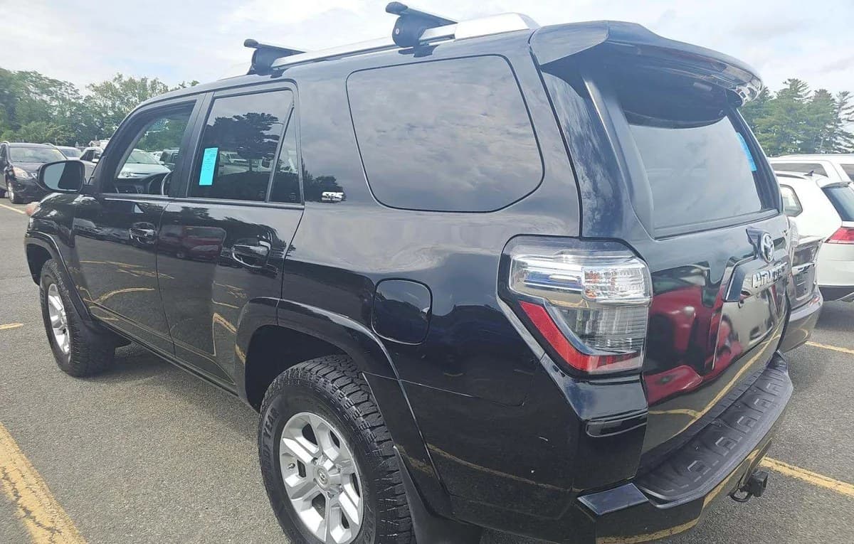 2017 TOYOTA 4RUNNER SR5 3