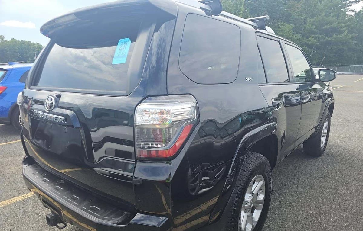 2017 TOYOTA 4RUNNER SR5 4