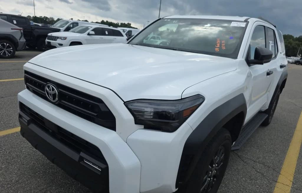 2025 TOYOTA 4RUNNER SR5