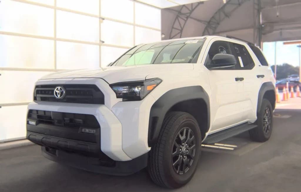 2025 TOYOTA 4RUNNER SR5