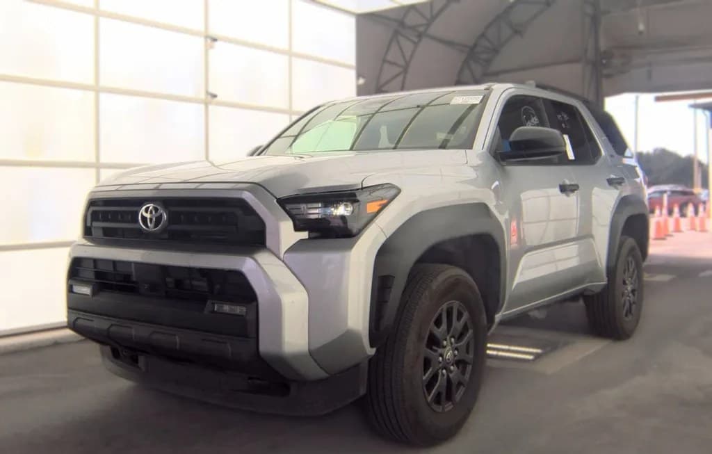2025 TOYOTA 4RUNNER SR5