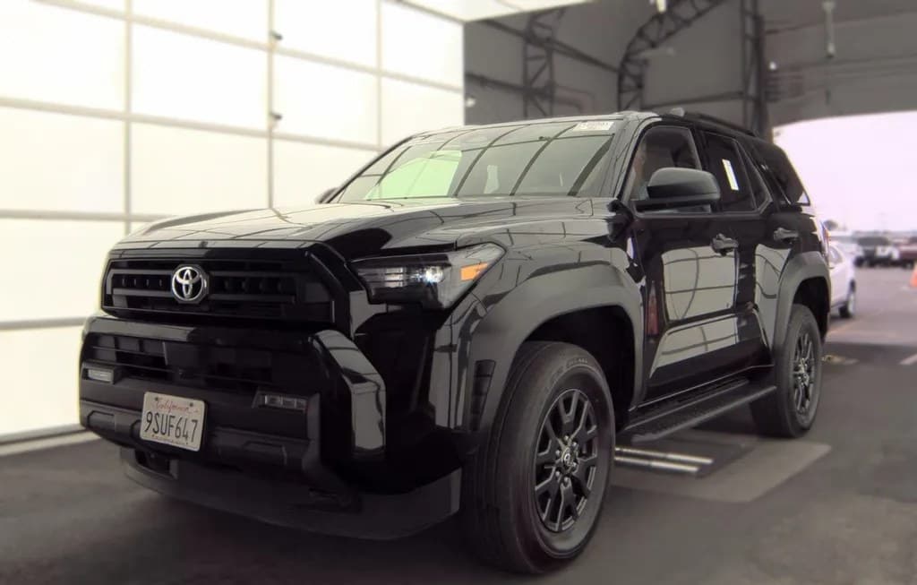2025 TOYOTA 4RUNNER SR5
