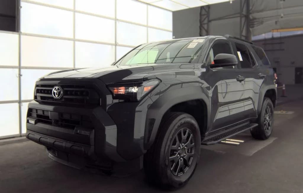 2025 TOYOTA 4RUNNER SR5