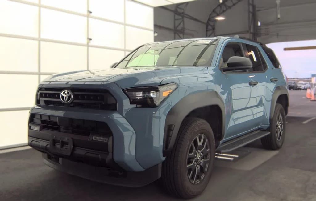 2025 TOYOTA 4RUNNER SR5