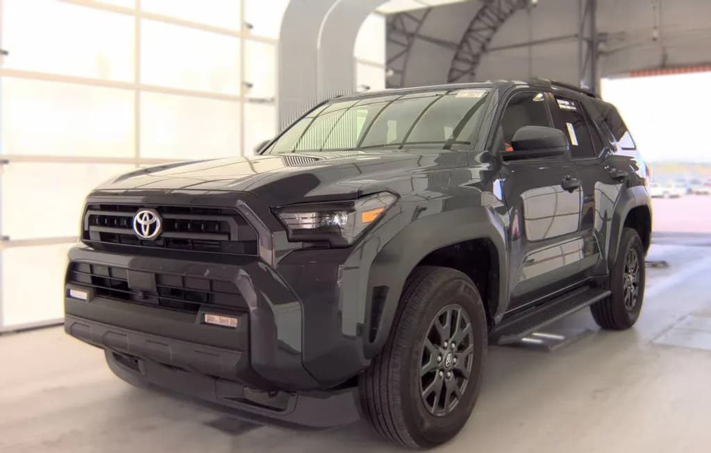 2025 TOYOTA 4RUNNER SR5