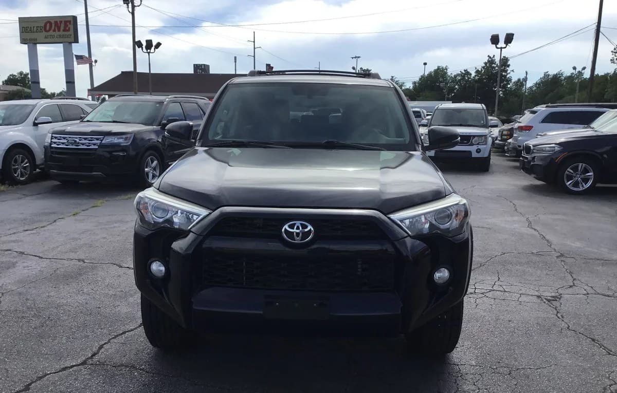2019 TOYOTA 4RUNNER SR5 Premium 2