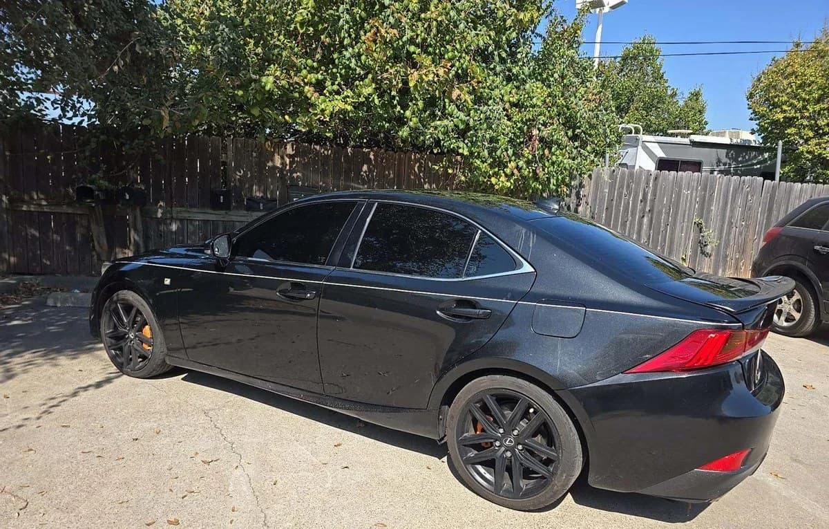 2017 LEXUS IS IS 200t 3