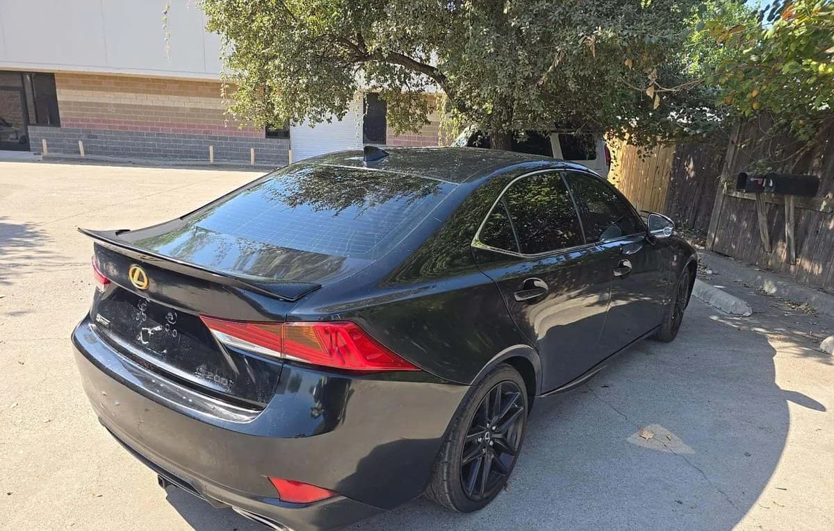 2017 LEXUS IS IS 200t 4