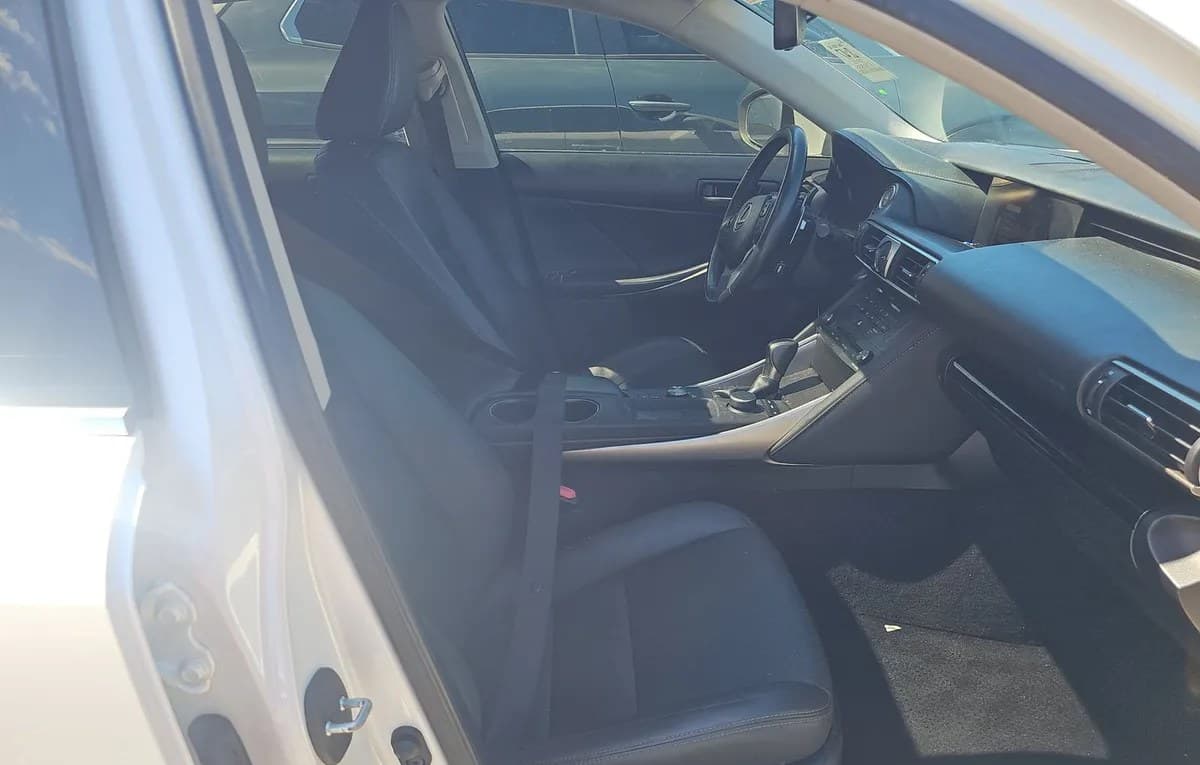 2019 LEXUS IS IS 300 5