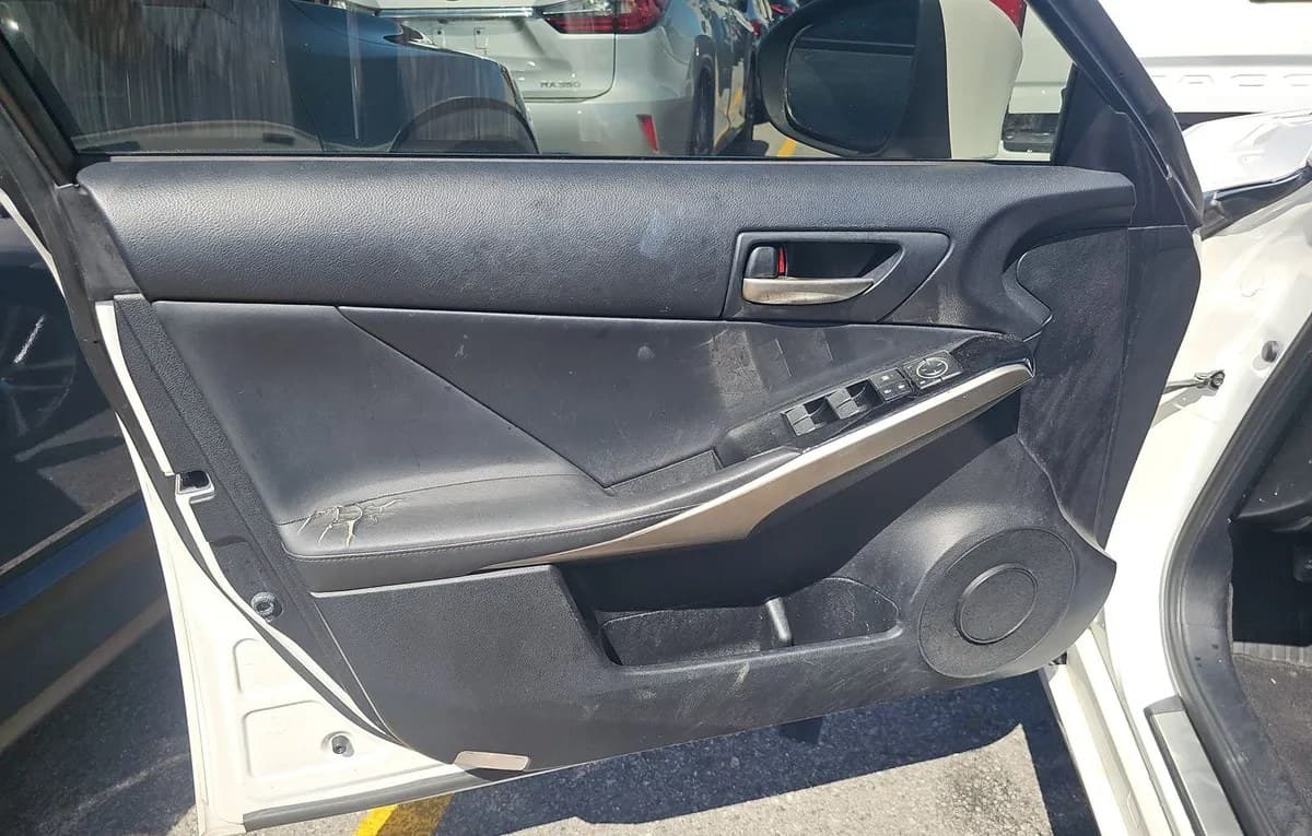 2019 LEXUS IS IS 300 6