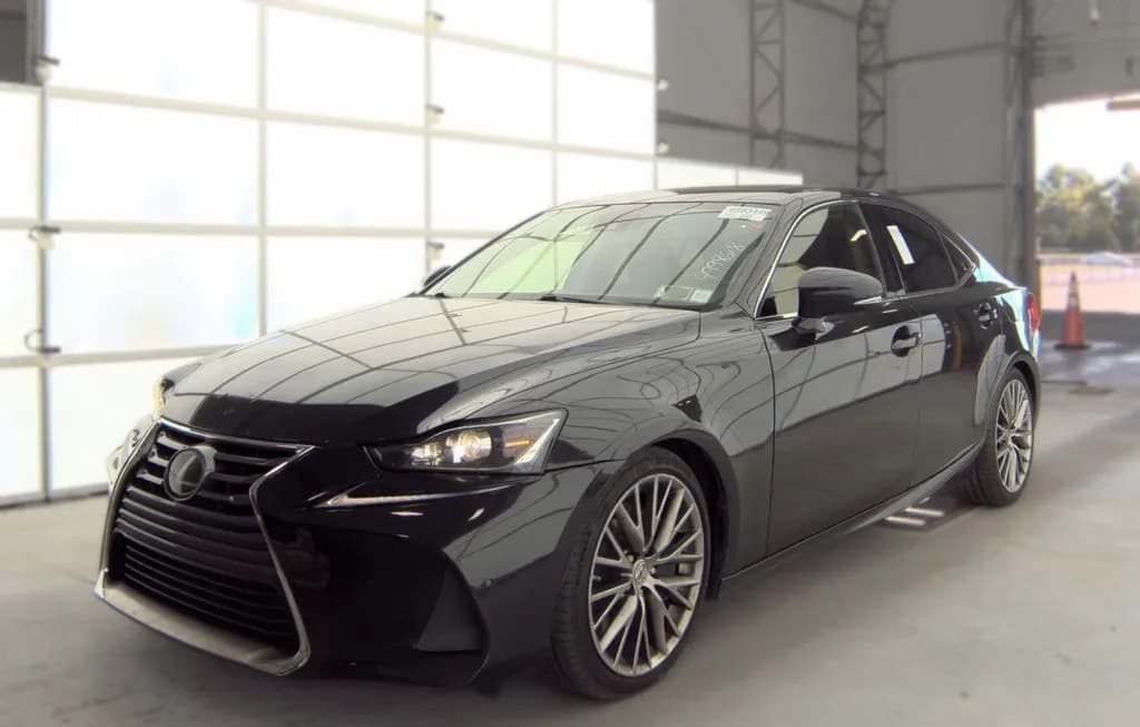 2018 LEXUS IS 300