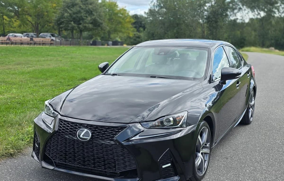 2017 LEXUS IS IS 300 3