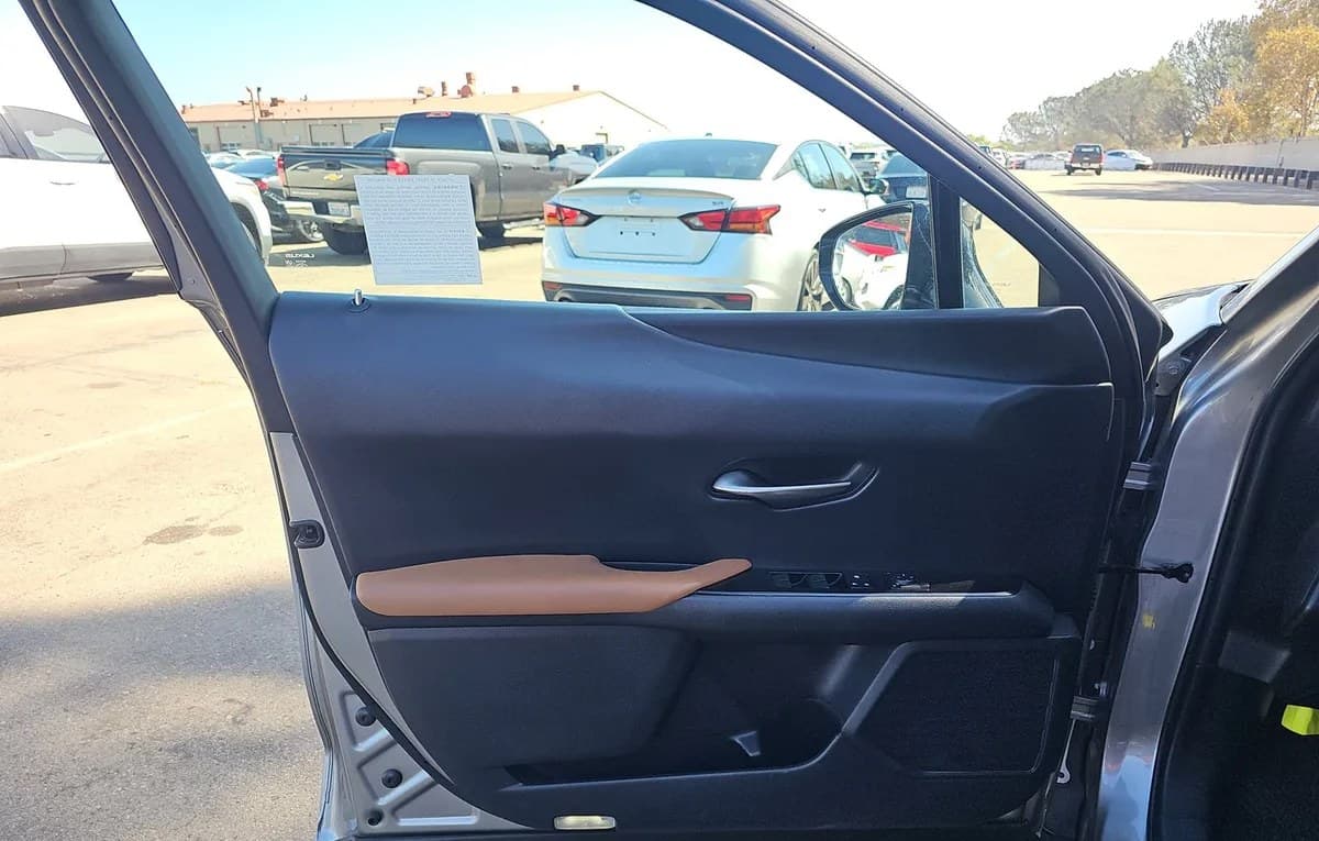 2019 LEXUS UX UX 200 6