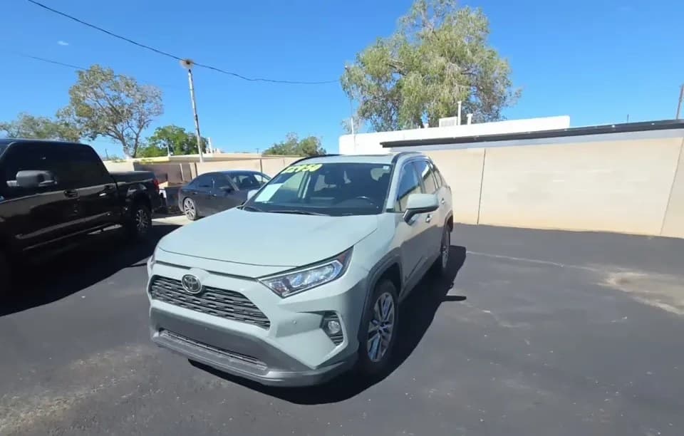 2019 TOYOTA RAV4 XLE PREMIUM