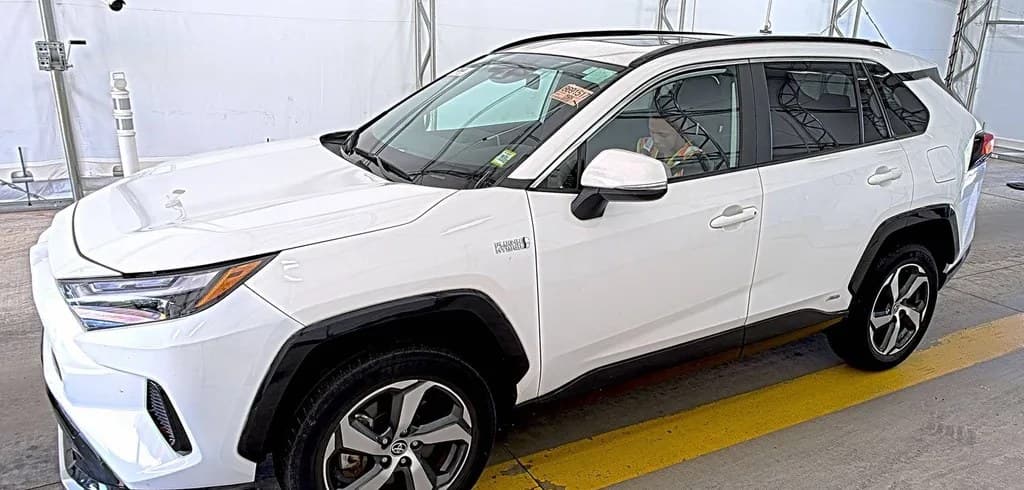 2023 TOYOTA RAV4 PRIME SE
