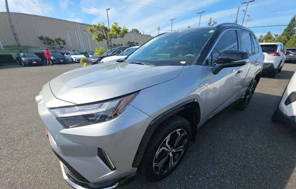 2024 TOYOTA RAV4 PRIME XSE