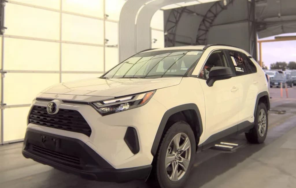 2025 TOYOTA RAV4 HYBRID LE
