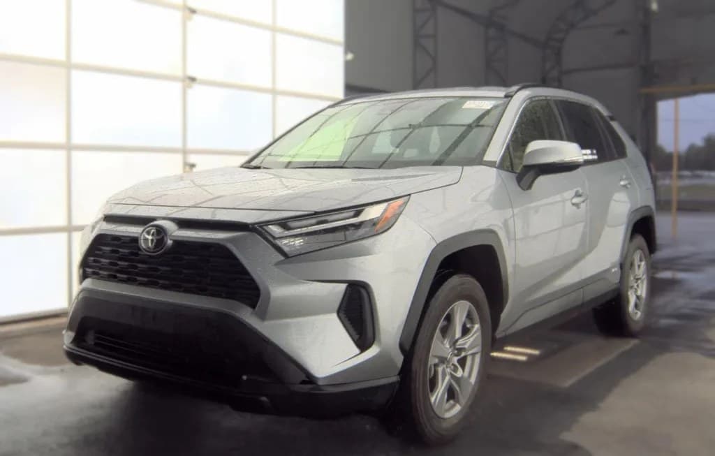 2025 TOYOTA RAV4 HYBRID LE
