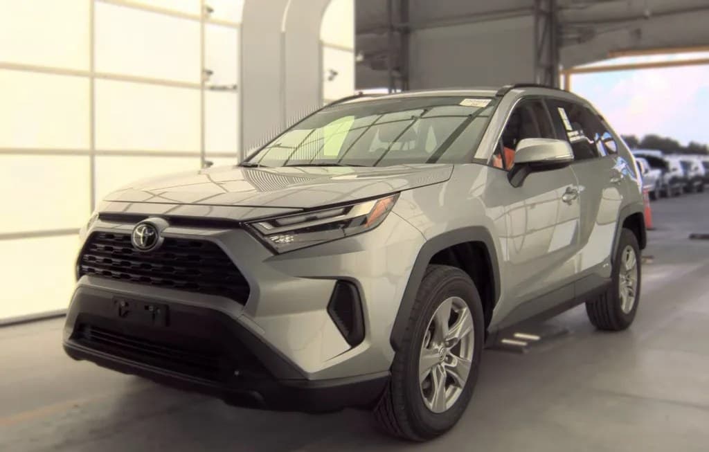 2025 TOYOTA RAV4 HYBRID LE
