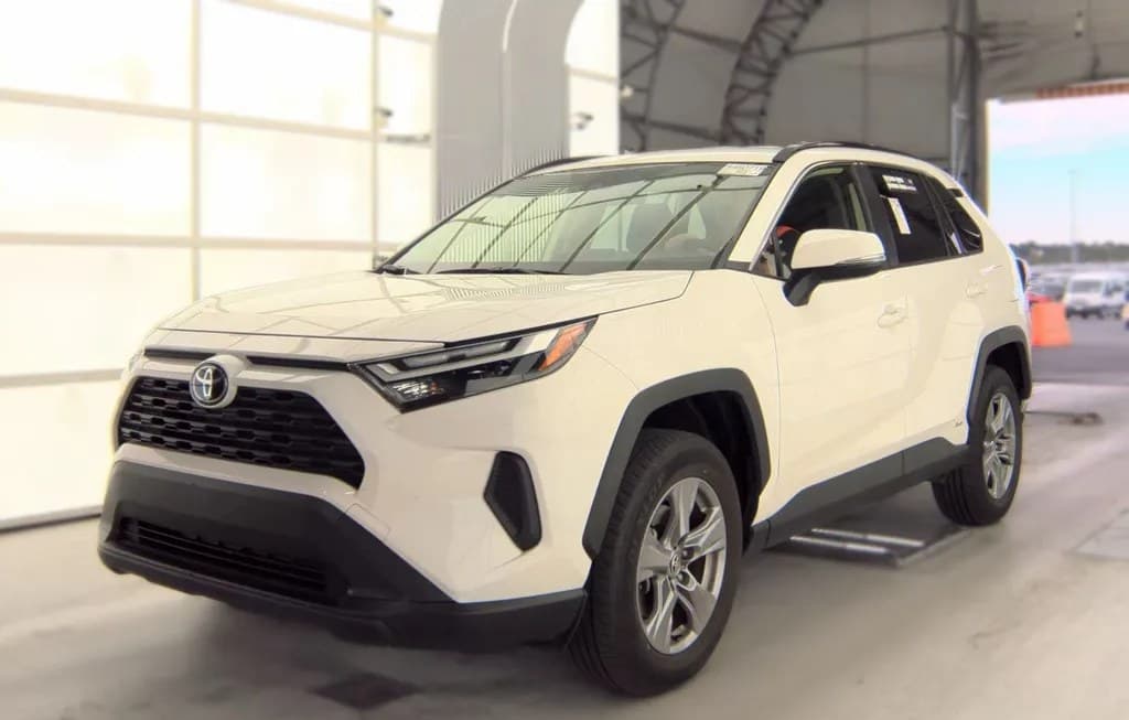 2025 TOYOTA RAV4 HYBRID LE