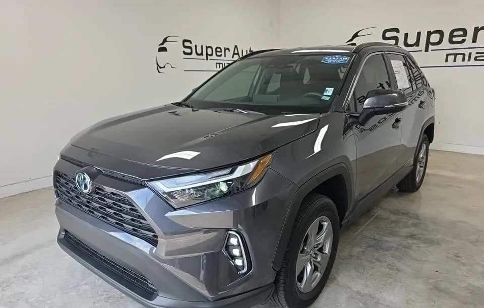 2025 TOYOTA RAV4 HYBRID LE