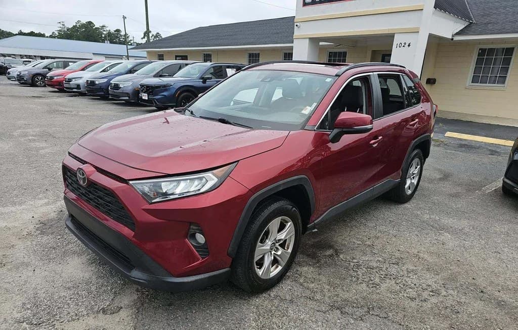 2019 TOYOTA RAV4 XLE
