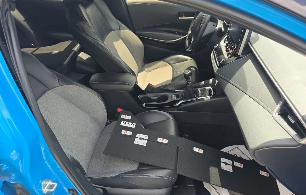 2021 TOYOTA COROLLA XSE 5