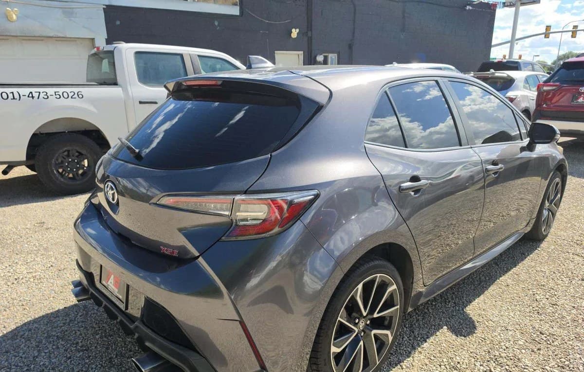 2021 TOYOTA COROLLA XSE 4