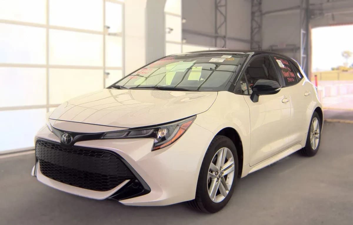 2020 TOYOTA COROLLA SE 2