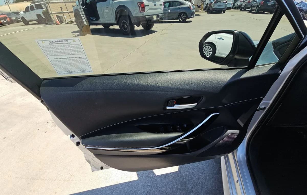 2021 TOYOTA COROLLA XSE 6