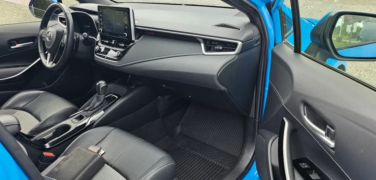 2021 TOYOTA COROLLA XSE 7
