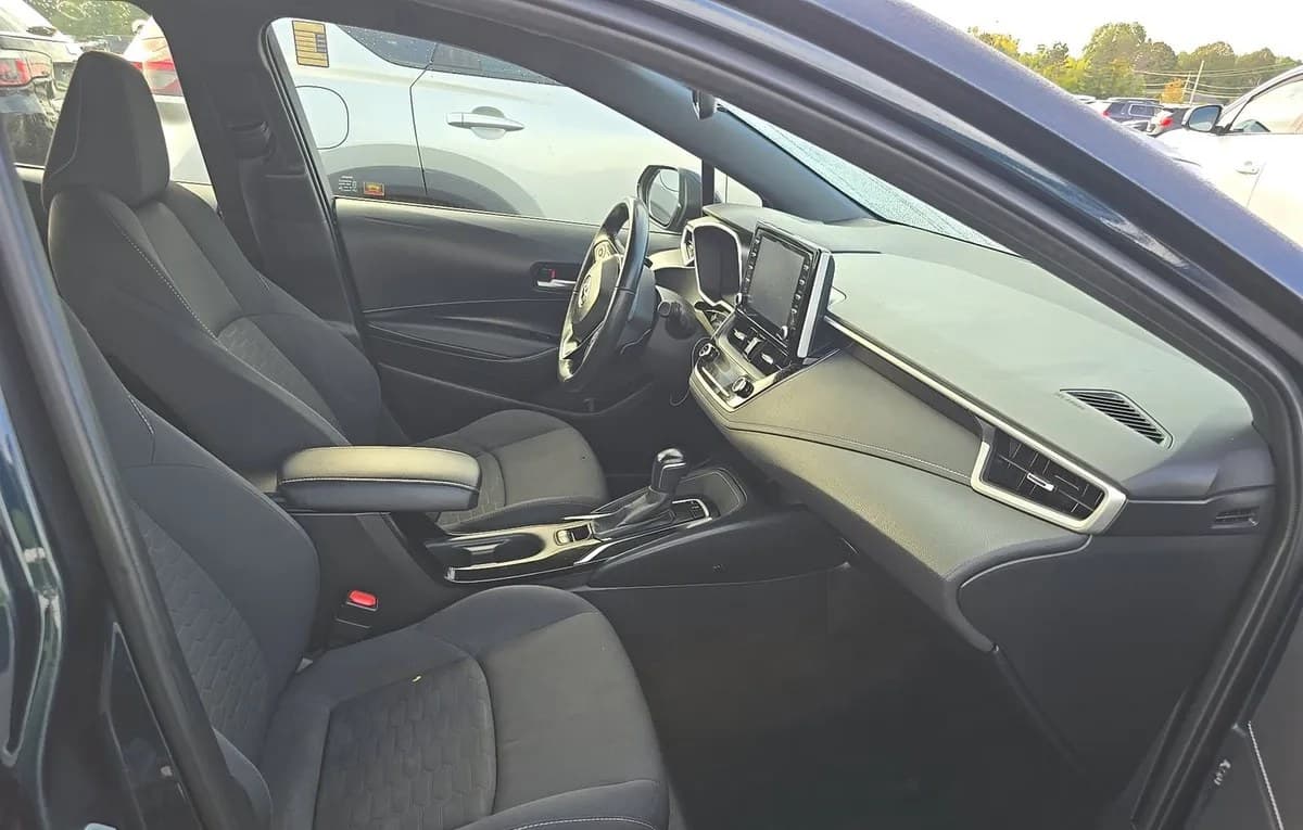 2021 TOYOTA COROLLA HATCHBACK SE 5