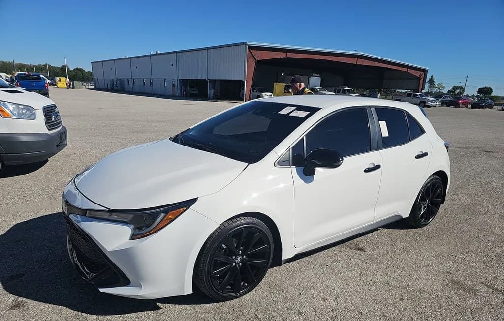 2022 TOYOTA COROLLA HATCHBACK SE NIGHTSHADE EDITION