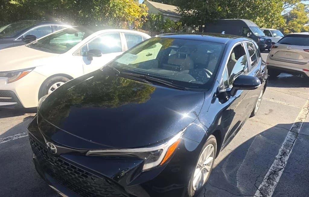 2025 TOYOTA COROLLA HATCHBACK SE
