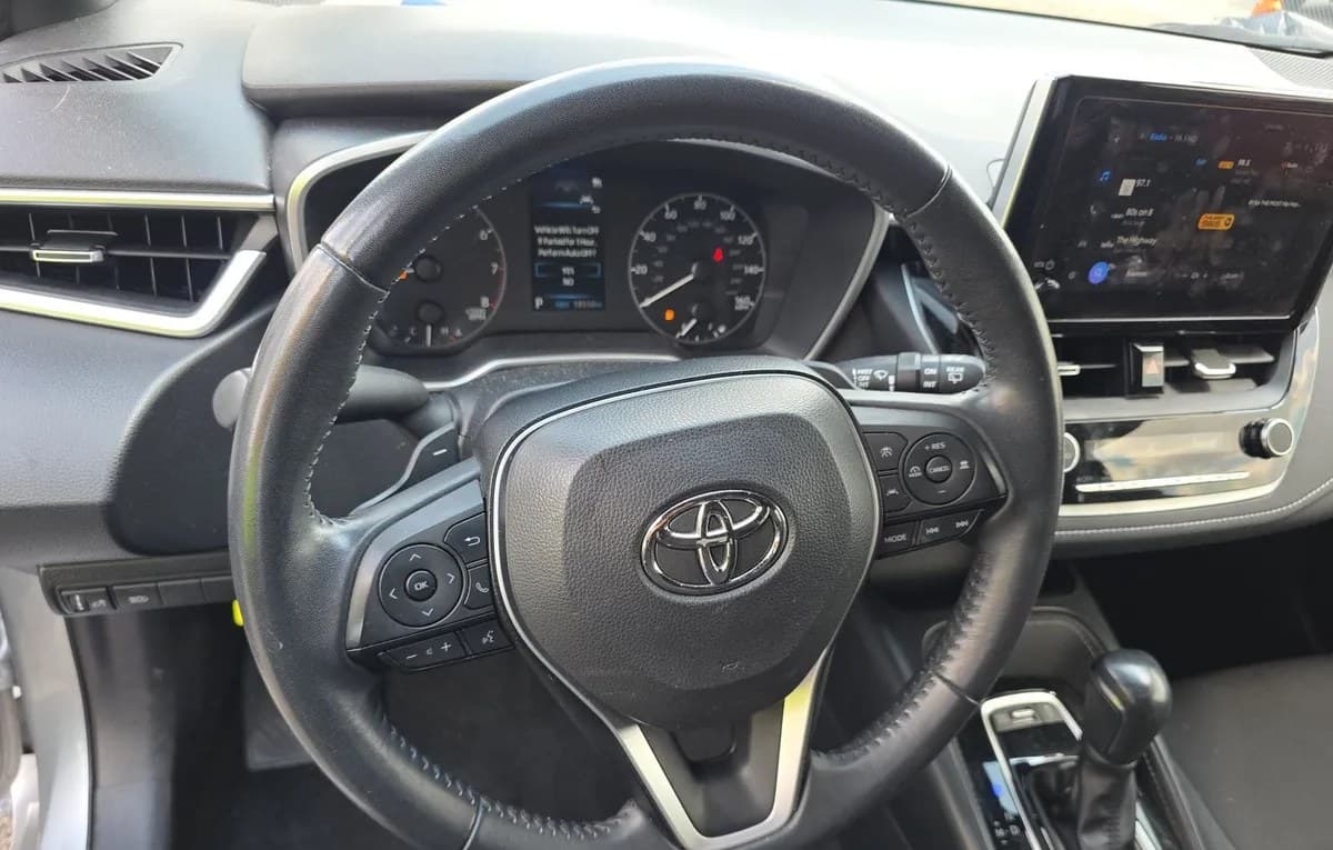 2024 TOYOTA COROLLA SE 7