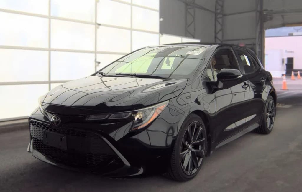 2020 TOYOTA COROLLA HATCHBACK SE NIGHTSHADE EDITION