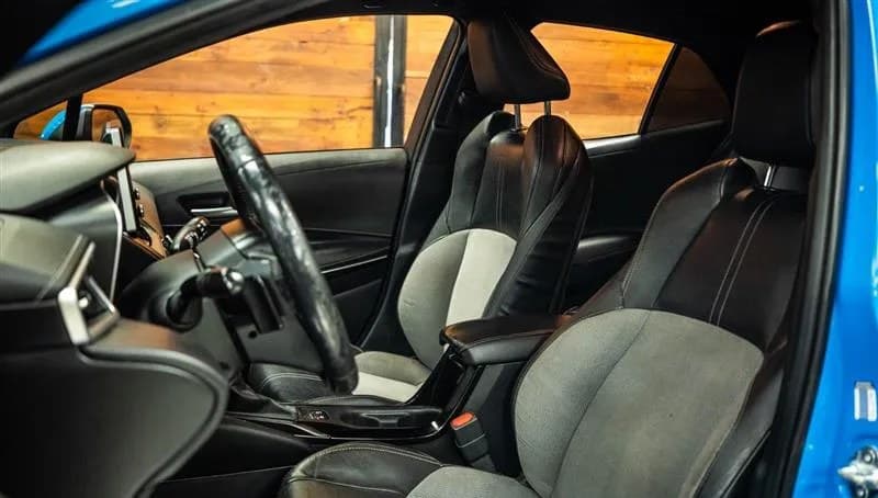 2019 TOYOTA COROLLA XSE 5
