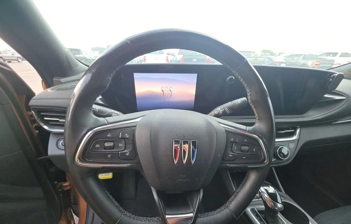 2024 BUICK ENVISTA Preferred 7