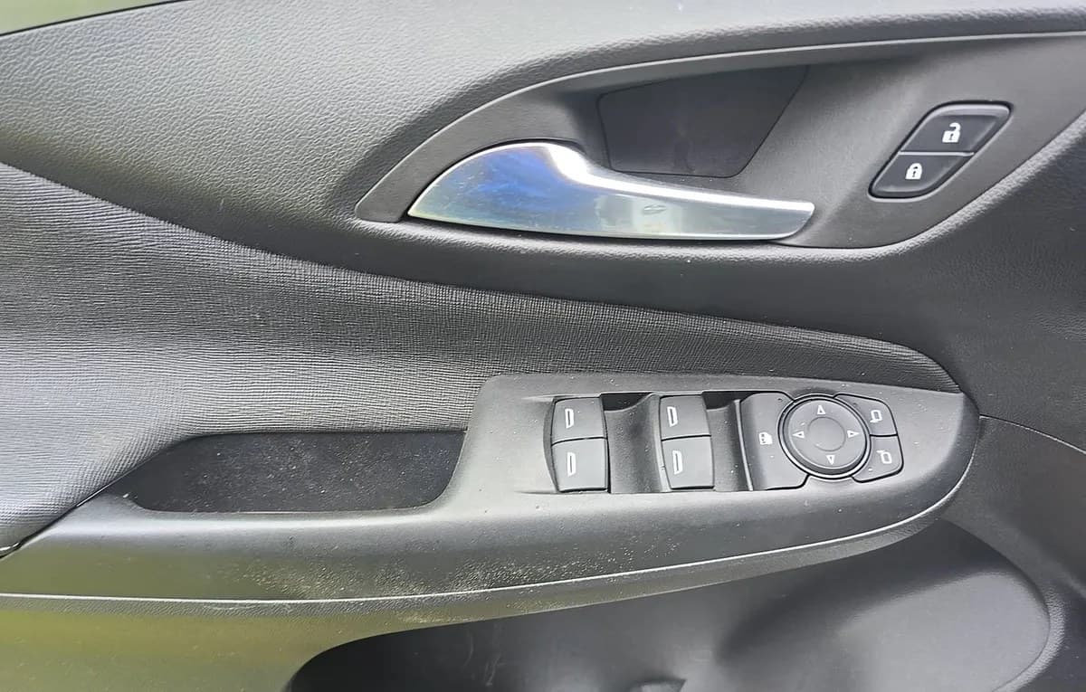 2026 BUICK ENVISTA Preferred 6