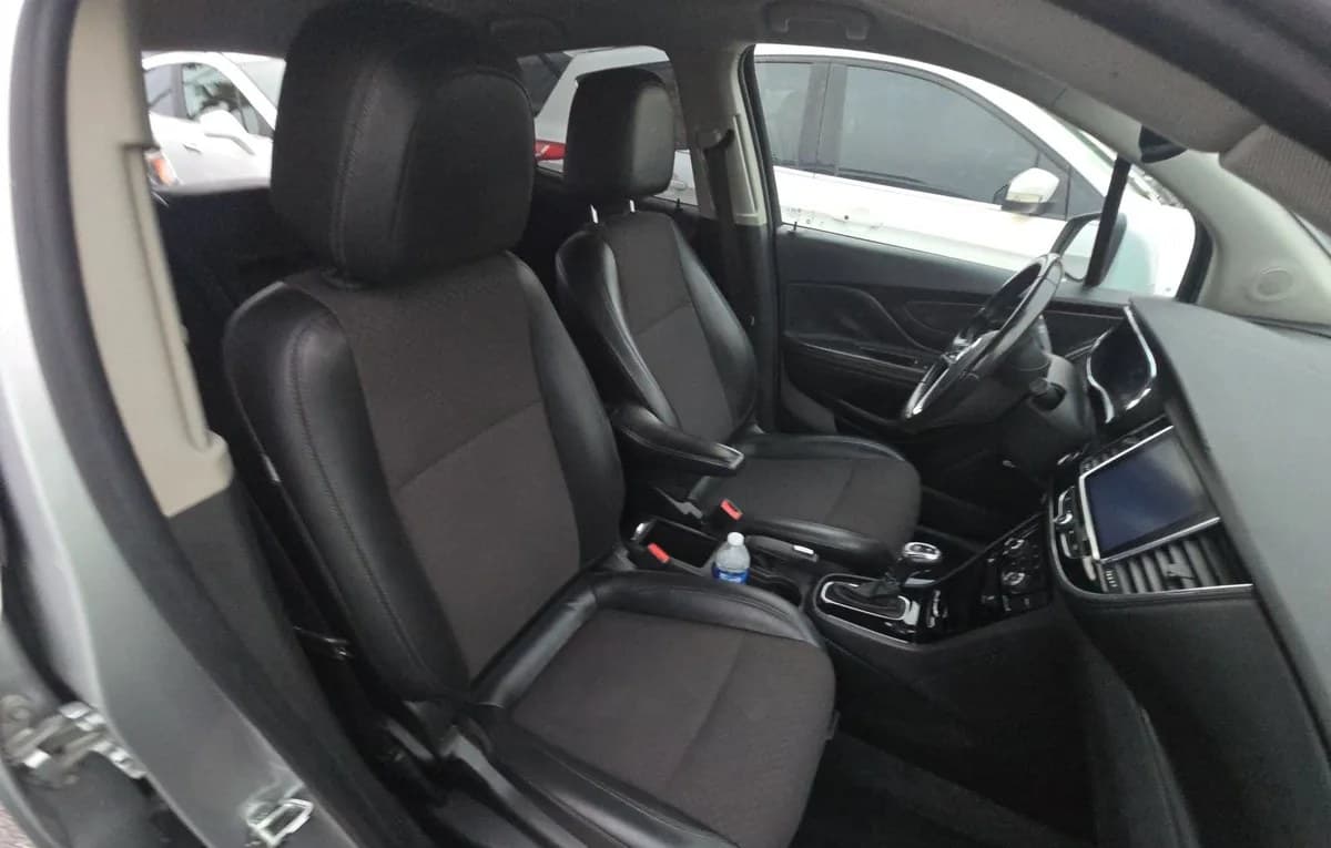 2020 BUICK ENCORE SPORT Touring 5
