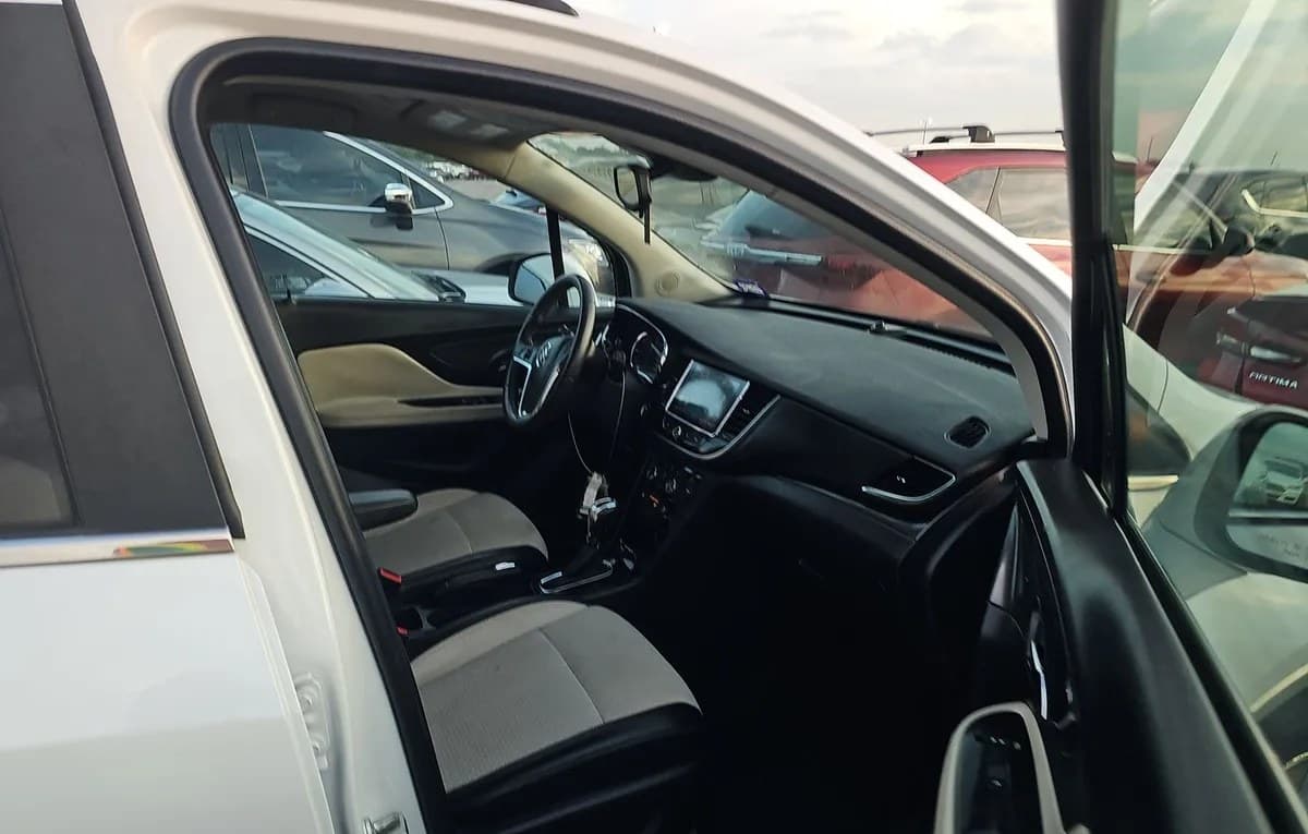 2017 BUICK ENCORE PREFERRED 1SB 5