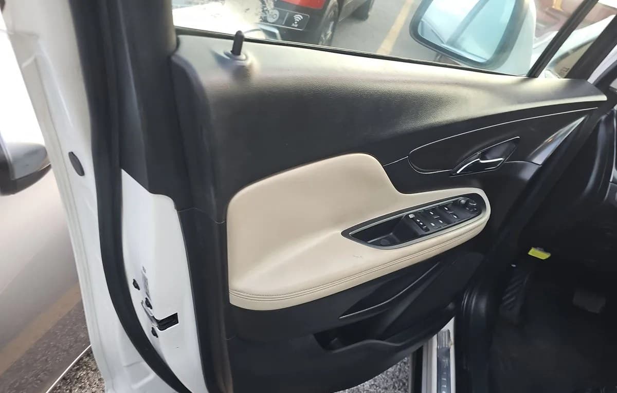 2017 BUICK ENCORE PREFERRED 1SB 6