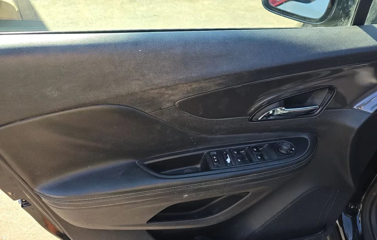 2021 BUICK ENCORE PREFERRED 1SB 6