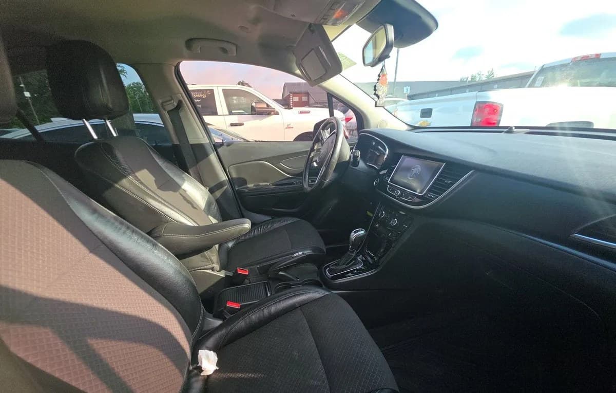 2017 BUICK ENCORE PREFERRED 1SB 5