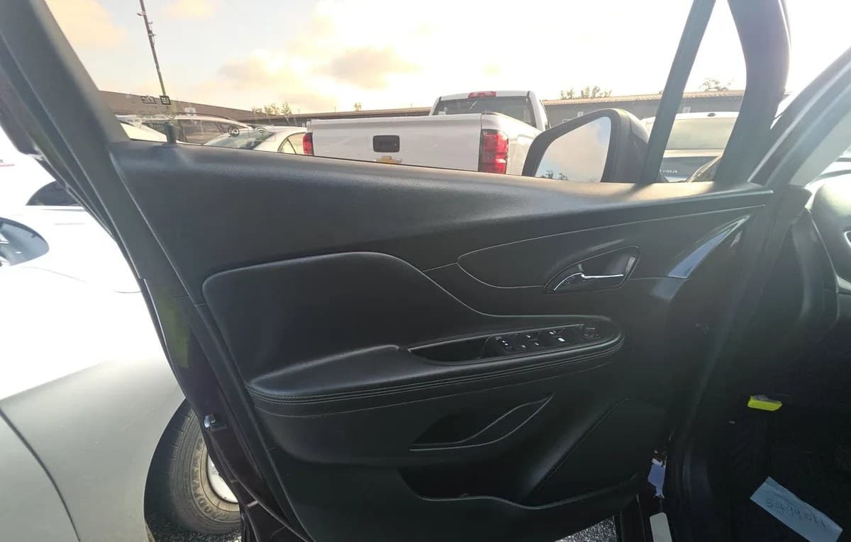 2017 BUICK ENCORE PREFERRED 1SB 6