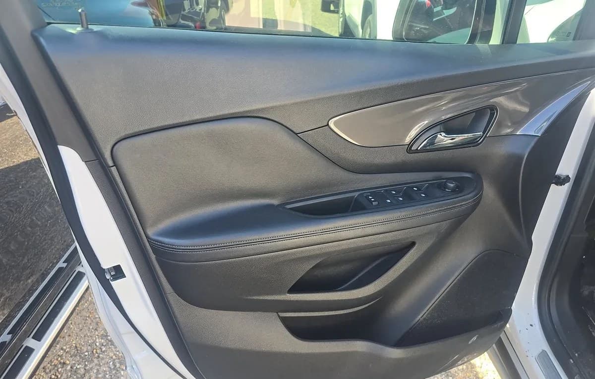 2017 BUICK ENCORE Essence 5